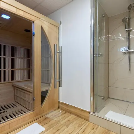 Family Apartments With Sauna On The Hill *